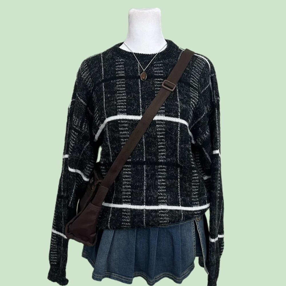 vintage 80s plaid black gray indie skater knit sweater